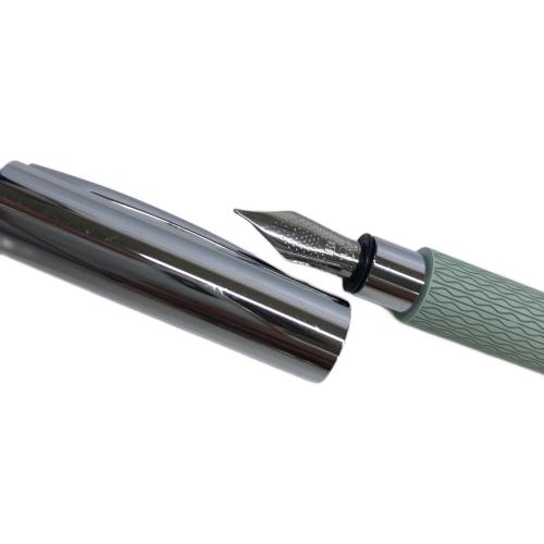 FABER-CASTELL ambition OpArt(ファーバーカステル　アンビション　オプアート）万年筆　ミントグリーン