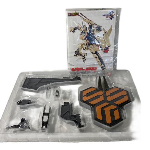 BANDAI (バンダイ) DX超合金 YF-29 デュランダルバルキリー（イサム機）