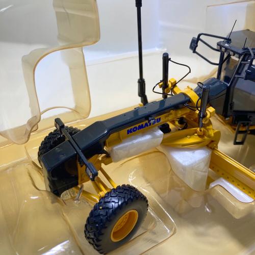 TOPCOM ダイキャストカー KOMATSU GD655-5  モータグレーダ
