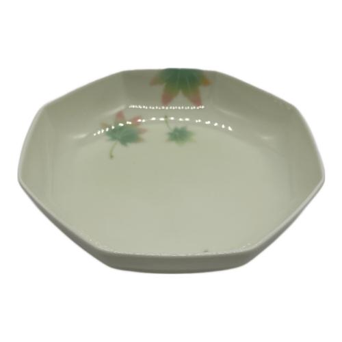 深川製磁 (フカガワセイジ) グリーン楓 面取取皿揃