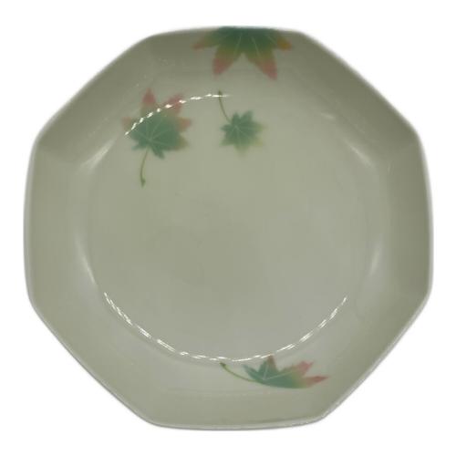 深川製磁 (フカガワセイジ) グリーン楓 面取取皿揃