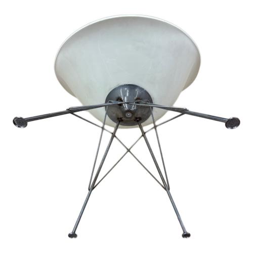 Kartell (カルテル) エロエスチェア クリーム 1人掛け