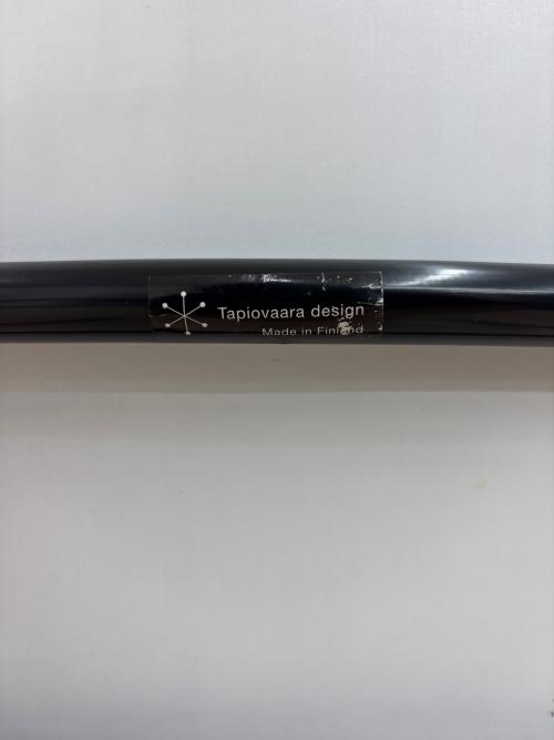 ダイニングチェアー ホワイト ナナ アームチェア イルマリタピオヴァーラ