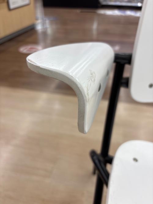 ダイニングチェアー ホワイト ナナ アームチェア イルマリタピオヴァーラ