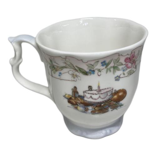 ROYAL DOULTON (ロイヤルドルトン) マグカップ ブランブリー バースデイ ビーカー/ブランブリーウェデゥングビーカー 2Pセット