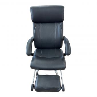 オフィスチェア ブラック フットレスト付き