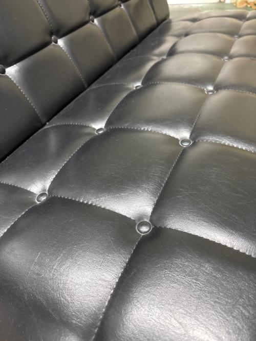 カリモク60 (カリモクロクジュウ) Ｋチェア スタンダードブラック 27 2シーター W36173BW 合皮