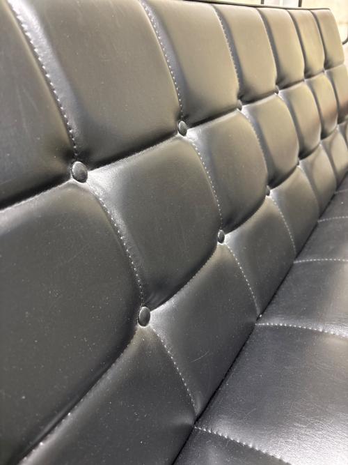 カリモク60 (カリモクロクジュウ) Ｋチェア スタンダードブラック 27 2シーター W36173BW 合皮