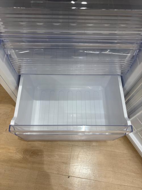 SHARP (シャープ) 冷蔵庫 SJ-PD31K-W 2023年製 310Ｌ