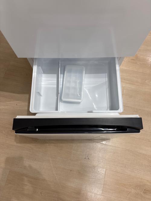 Hisense (ハイセンス) 2ドア冷蔵庫 HR-D13E2W 2022年製 41 135L