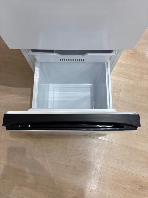 Hisense (ハイセンス) 2ドア冷蔵庫 HR-D13E2W 2022年製 41 135L