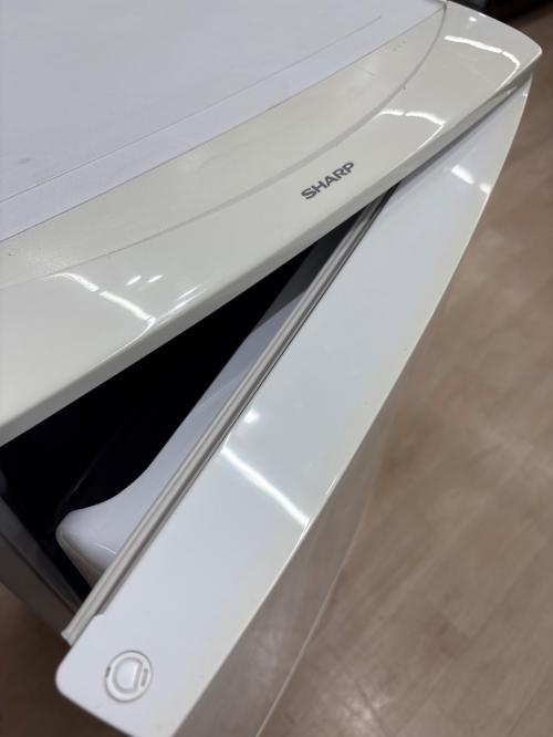 SHARP (シャープ) 2ドア冷蔵庫 SJ-D14A-W 2015年製 137L