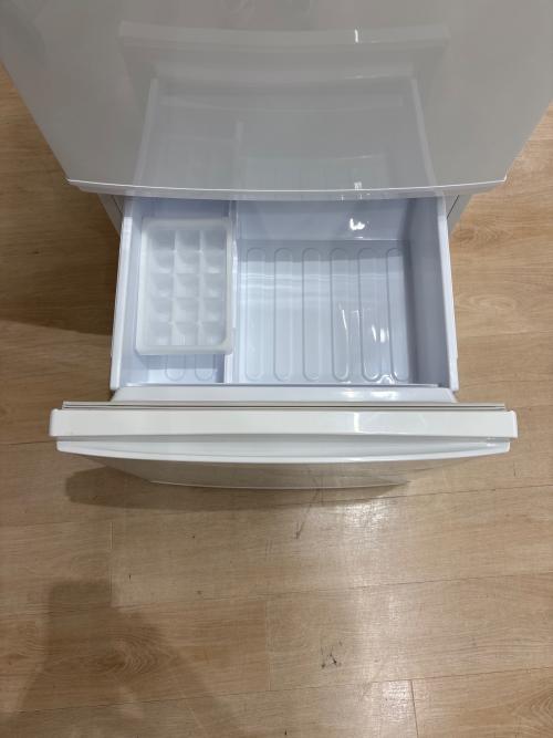 SHARP (シャープ) 2ドア冷蔵庫 SJ-C14D-W 2018年製 ※ヘコミ有 137L