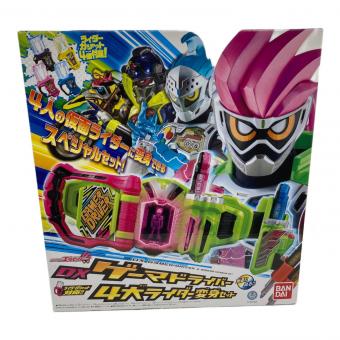 仮面ライダーエグゼイド (カメンライダーエグゼイド) Xゲーマドライバー 4大ライダー変身セット 仮面ライダー