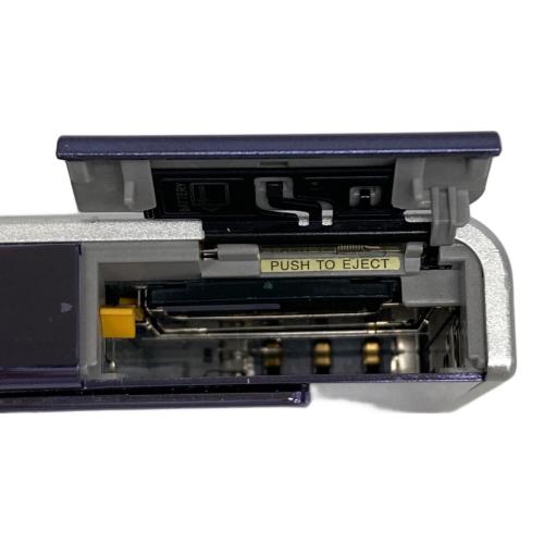 コンパクトデジタルカメラ FINEPIX Z3