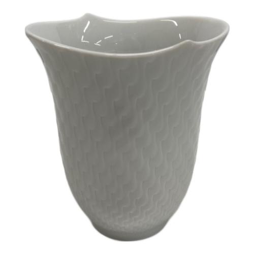 Meissen (マイセン) カップ 2015刻印入り 波の戯れホワイト