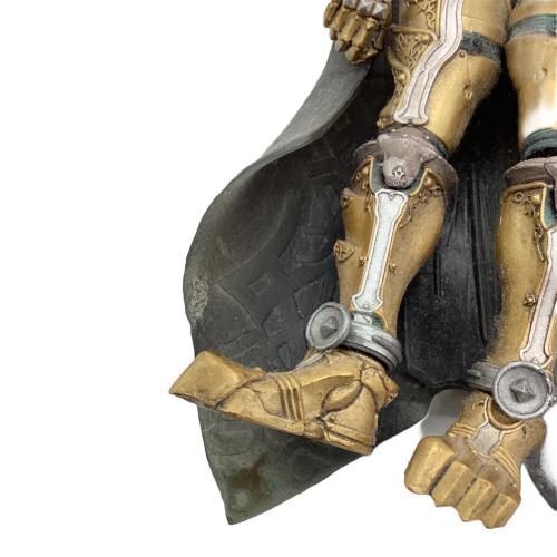 魔戒可動 黄金騎士 ガロ フィギュア