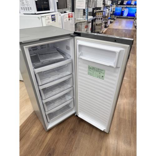 Panasonic (パナソニック) 1ドア冷凍庫 NR-FZ120D-SS 2022年製 ヘコミ有 198 121L
