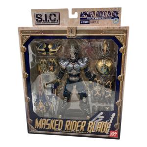 仮面ライダーブレイド (カメンライダーブレイド) 仮面ライダーブレイド フィギュア 仮面ライダー