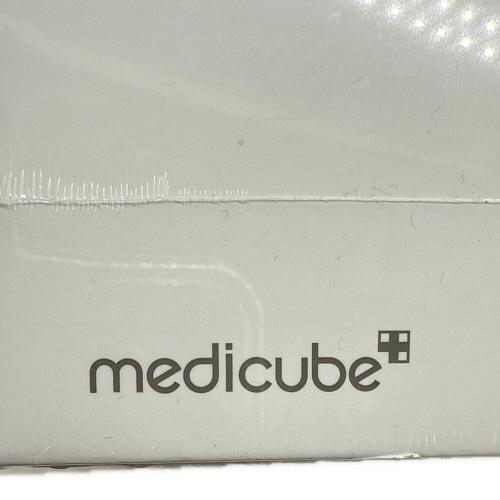 MEDICUBE (メディキューブ) トータル美顔器 AGE-R BOOSTER PRO