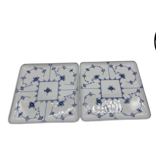 ROYAL COPENHAGEN (ロイヤル・コペンハーゲン) スクエアディッシュ 20cm ▲ ブルーフルーテッド・プレイン