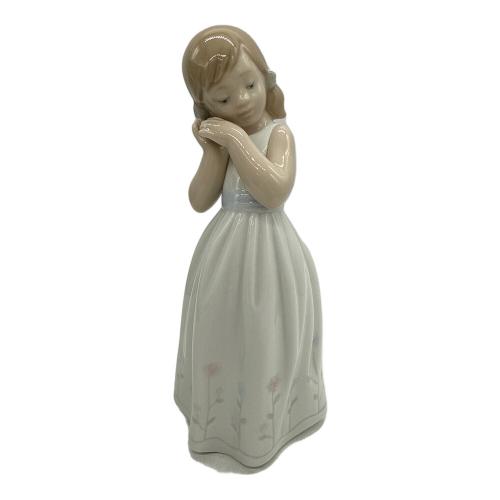 LLADRO (リヤドロ) フィギュリン 我が家のプリンセス 01006973 ▲