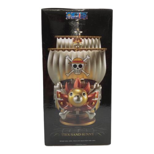 THOUSAND SUNNY ONE PIECE GOLD COLOR MEGA WORLD COLLECTABLE FIGURE SPECIAL!