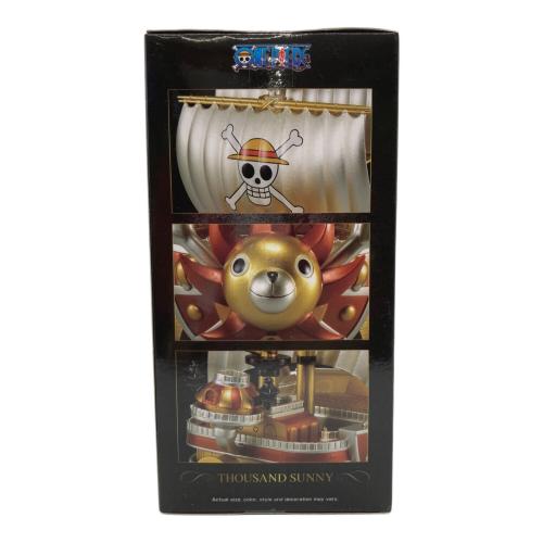 THOUSAND SUNNY ONE PIECE GOLD COLOR MEGA WORLD COLLECTABLE FIGURE SPECIAL!