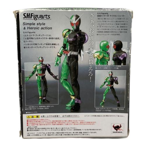 BANDAI (バンダイ) 仮面ライダーW サイクロンジョーカー フィギュア S.H.Figuarts