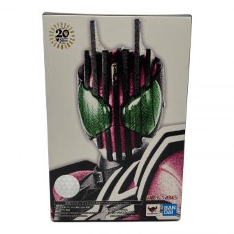 BANDAI (バンダイ) 仮面ライダーディケイド(ネオディケイドライバーVer.) フィギュア S.H.Figuarts