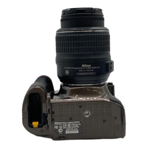 Nikon (ニコン) 一眼レフカメラ D5200