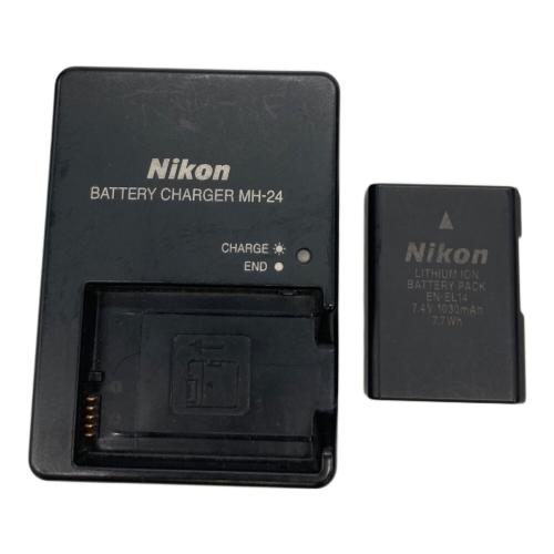 Nikon (ニコン) 一眼レフカメラ D5200