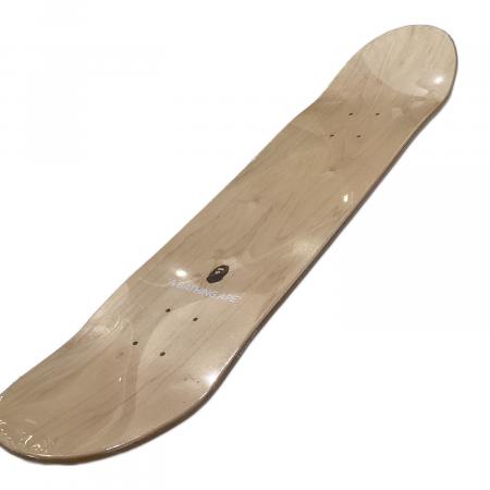 A BATHING APE (ア ベイシング エイプ) スケートボードデッキ