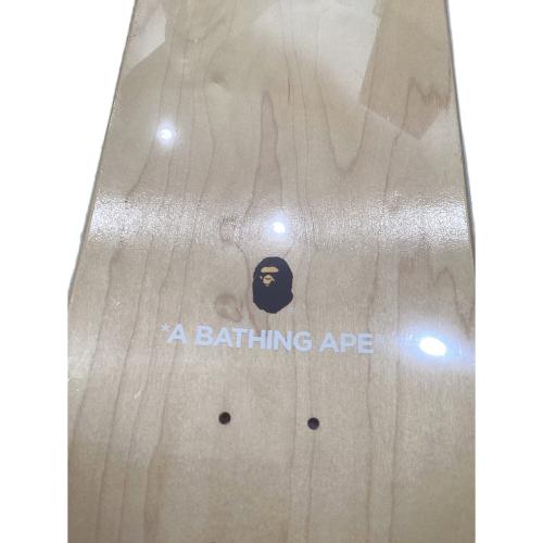 A BATHING APE (ア ベイシング エイプ) スケートボードデッキ カナディアンメープル