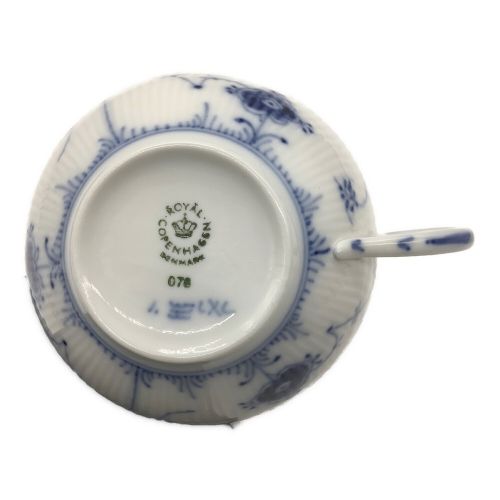 ROYAL COPENHAGEN (ロイヤル・コペンハーゲン) ティーカップ&ソーサー カップ078 ソーサー082 ブルーフルーテッド・ハーフレース  ペア｜トレファクONLINE