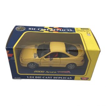 ミニカー 1:24 DIE-CAST REPLICAS