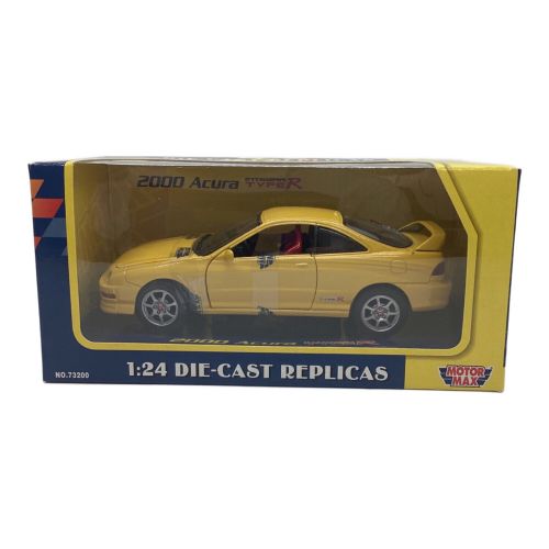 ミニカー 1:24 DIE-CAST REPLICAS