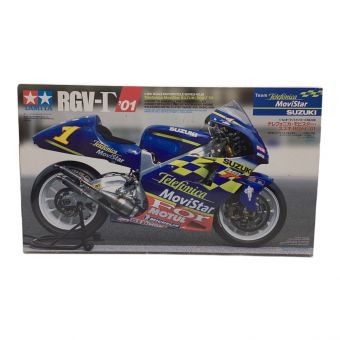 TAMIYA (タミヤ) プラモデル 1/12 オートバイシリーズ No.89 テレフォニカ・モビスター・スズキ RGV-Γ ’01 プラモデル