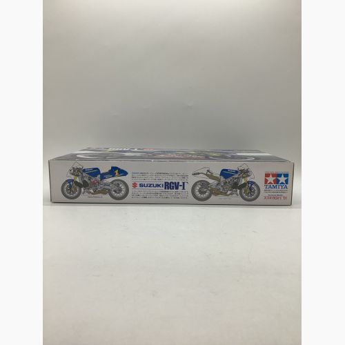 TAMIYA (タミヤ) プラモデル 1/12 オートバイシリーズ No.89 テレフォニカ・モビスター・スズキ RGV-Γ ’01 プラモデル