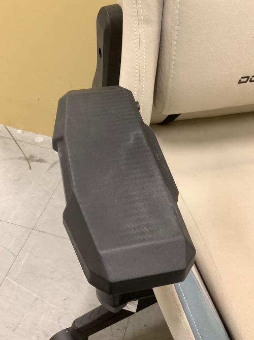 Dowinx (ドウンクス) ゲーミングチェア ベージュ