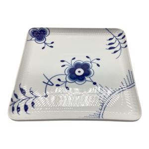 ROYAL COPENHAGEN (ロイヤル・コペンハーゲン) スクエアプレート ▲ ブルーフルーテッド・メガ