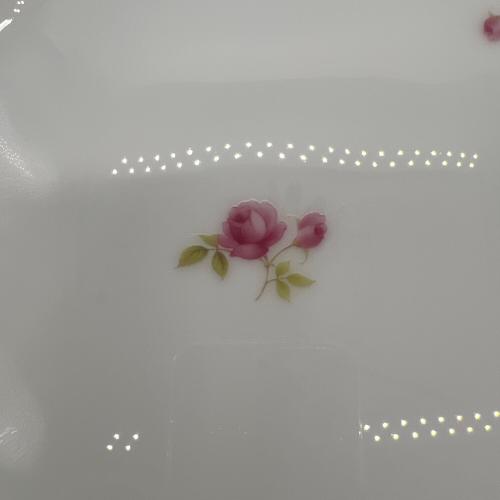 大倉陶園 (オオクラトウエン) パーティープレート ▲ マイリトルローズ