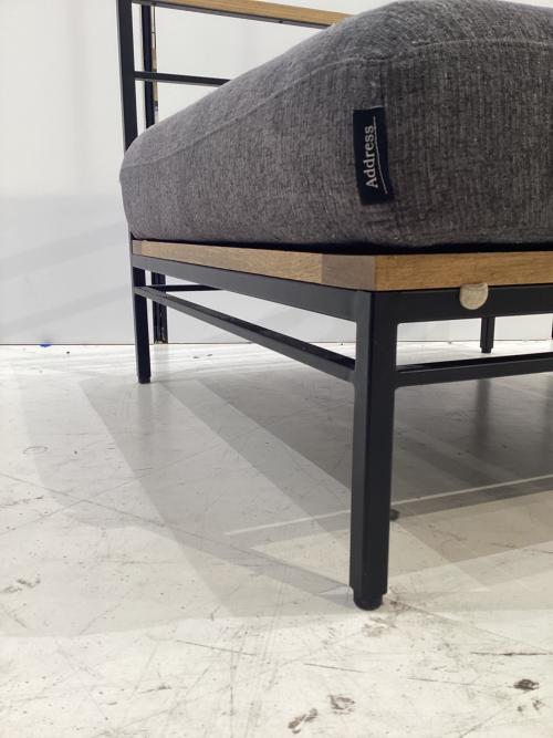 ADDRESS (アドレス) 1人掛けソファー ホワイト×グレー×ブラウン×ブラックファブリック Karla