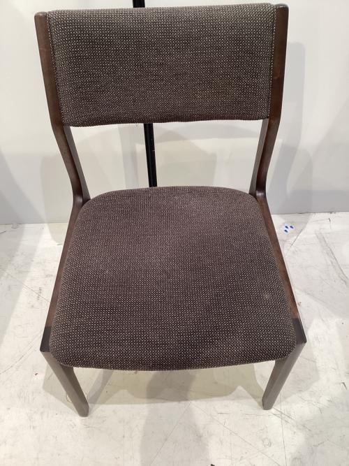 カリモク60+ (カリモクロクマル) アームレスダイニングチェア セラムダークグレー