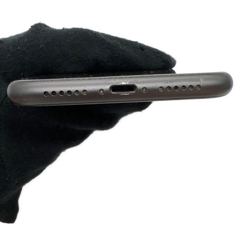 Apple (アップル) iPhone11 MWLT23/A サインアウト確認済 356580100717058 ○ SoftBank 64GB バッテリー:Cランク