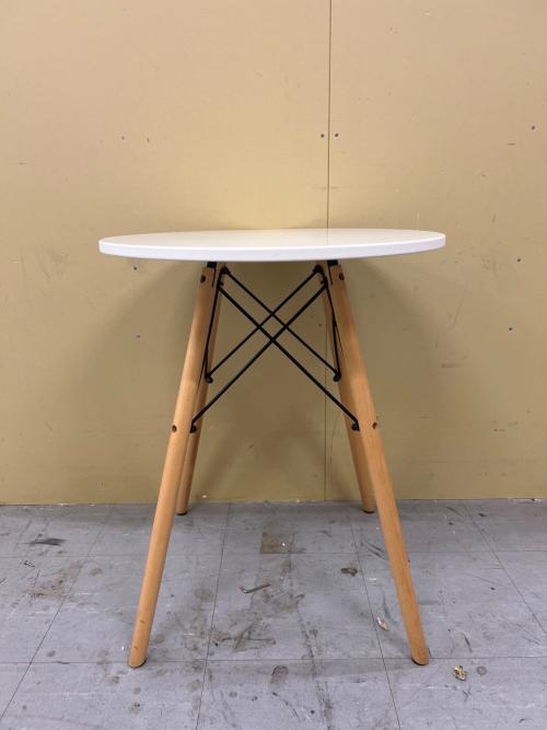 ニトリ ダイニングテーブル ホワイト 222 ラウンド サークル2 60 幅:約60㎝/高さ:約70cm