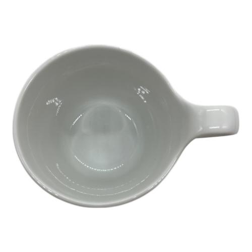 ROYAL COPENHAGEN (ロイヤル・コペンハーゲン) ハイハンドルマグ ホワイトフルーテッド・ハーフレース