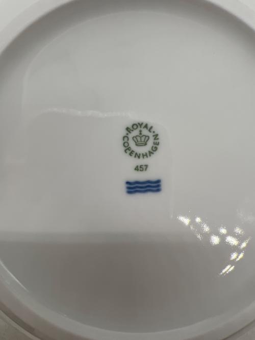 ROYAL COPENHAGEN (ロイヤル・コペンハーゲン) ホワイトフルーテッドボウル 22cm ホワイトフルーテッド