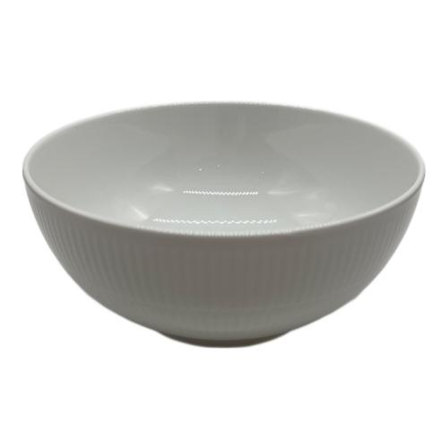 ROYAL COPENHAGEN (ロイヤル・コペンハーゲン) ホワイトフルーテッドボウル 22cm ホワイトフルーテッド