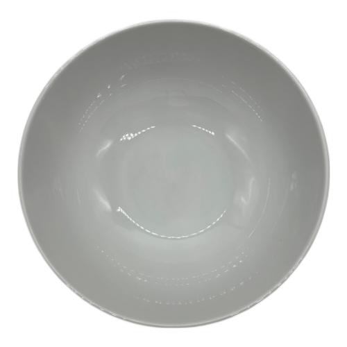 ROYAL COPENHAGEN (ロイヤル・コペンハーゲン) ホワイトフルーテッドボウル 22cm ホワイトフルーテッド